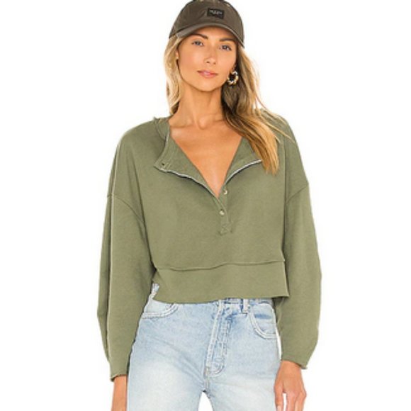 Lovers + Friends NWT Green Oversized Henley Pullover Size Small - Picture 1 of 6